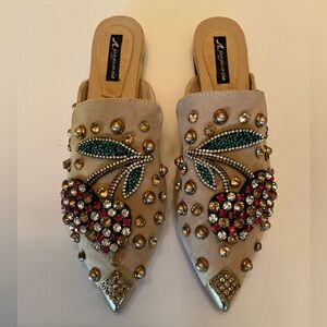 Rhinestone Cherry Studded Pointed Toe Flats Tan Suede Slip-On Mules Size 8.5 NEW